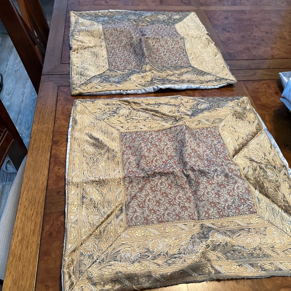 King Size Duvet cover-two rectangle  pillow covers,two square pillow cover - Picture 4 of 5